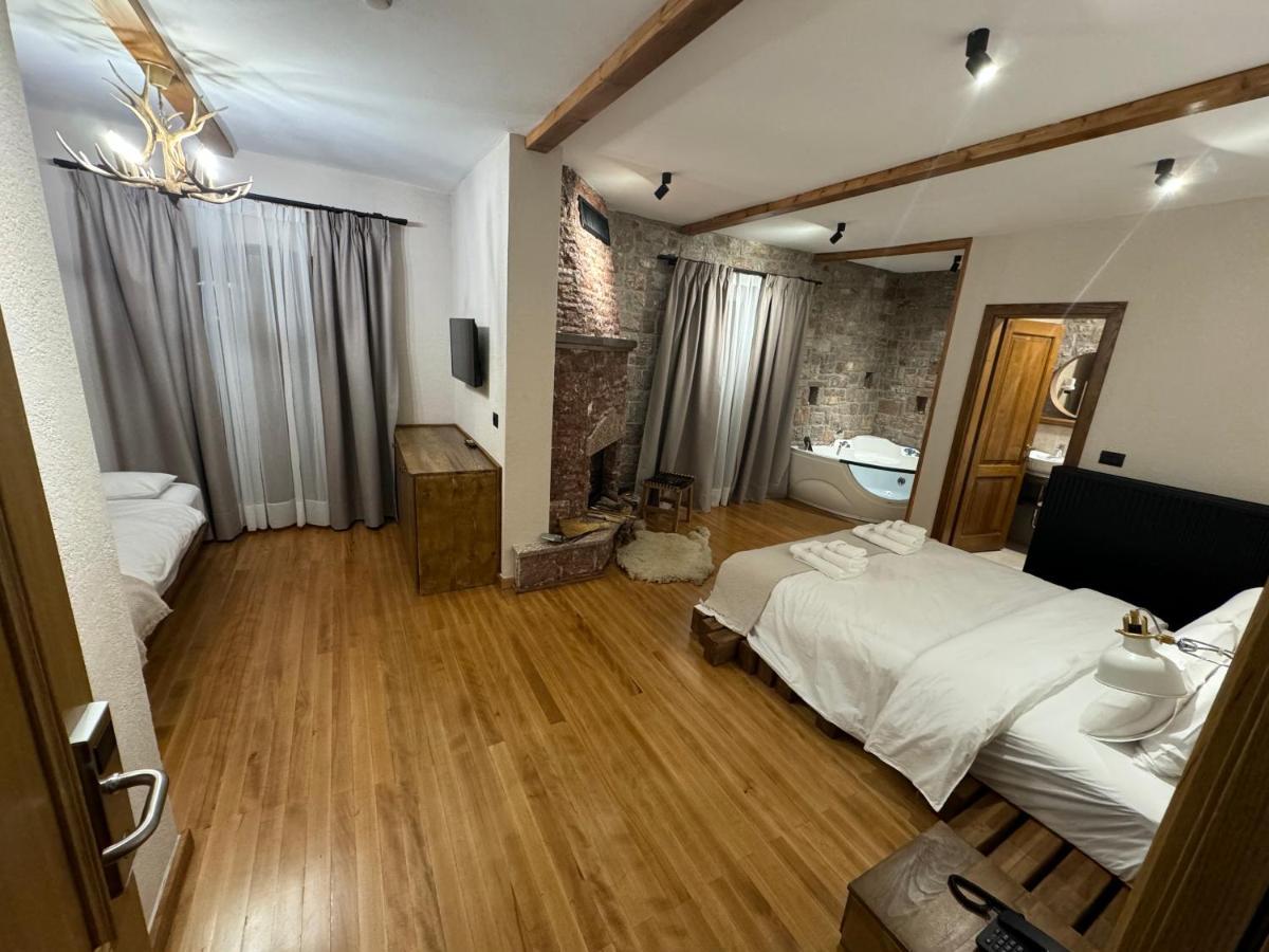 Hotel Ambassador Voskopojë 외부 사진